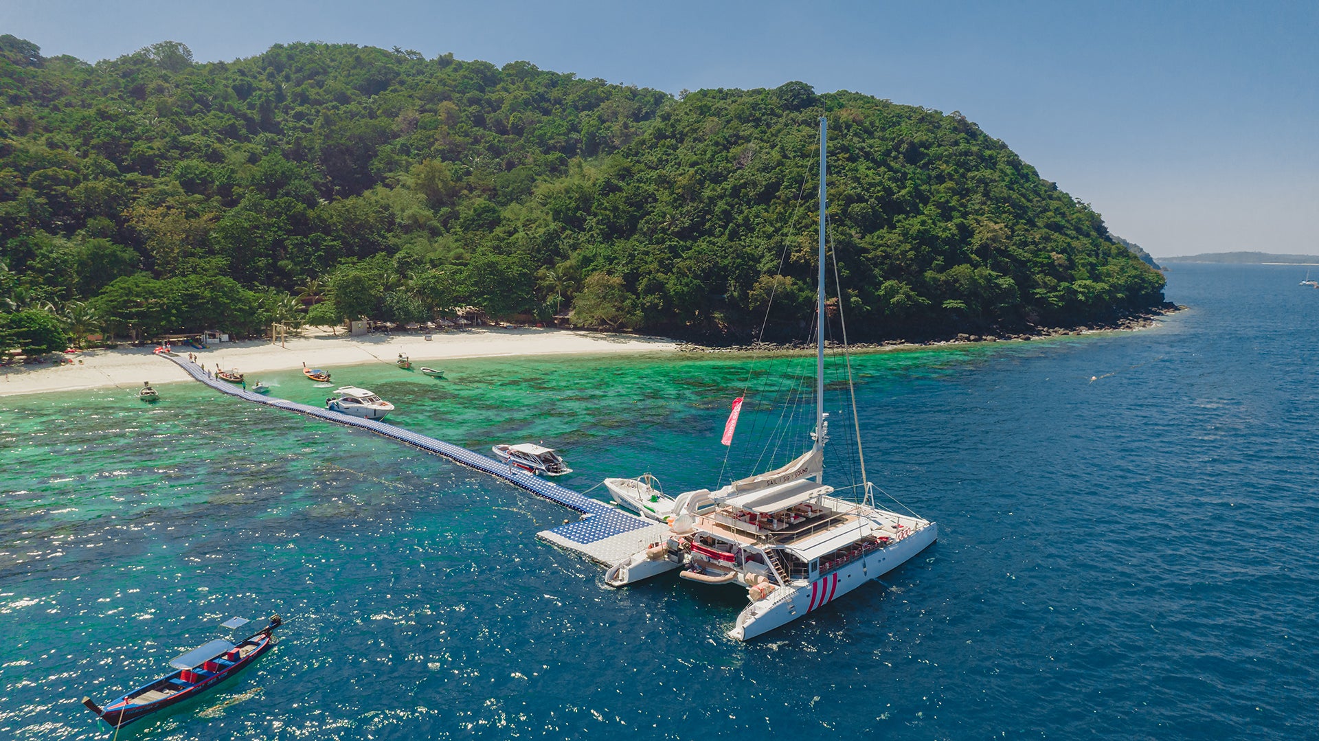 Big corporate events? No worries we get you sorted with the biggest catamaran in Phuket. 