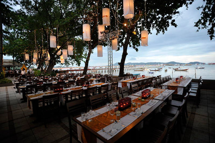 Ocean facing restaurants in Phuket. 